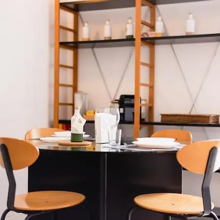 Petruzzelli * باري